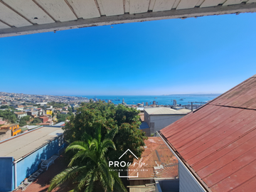 Hotel en Venta en Ferrari / Hector Calvo