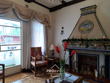 Hotel en Venta en Ferrari / Hector Calvo