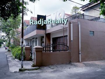 Rumah Homestay Murah Mewah Luxury Utara Hartono Mall & JIH