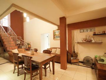 Rumah Homestay Murah Mewah Luxury Utara Hartono Mall & JIH