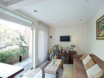 Rumah Homestay Murah Mewah Luxury Utara Hartono Mall & JIH