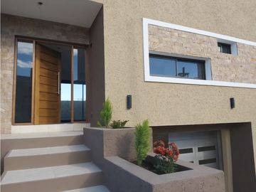 vendemos dúplex a estrenar en miradores de manantiales