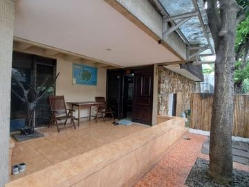 DIJUAL RUMAH ASRI 2 LANTAI DI JALAN BIMA, KEMANGGISAN, JAKARTA BARAT
