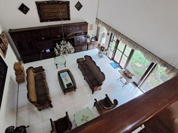 DIJUAL RUMAH ASRI 2 LANTAI DI JALAN BIMA, KEMANGGISAN, JAKARTA BARAT