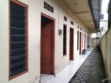 Rumah Kost Murah 2 Lantai Barat Hotel Hyatt Palagan
