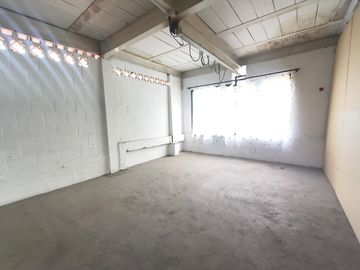 bodega en arriendo en Álamos. Cod A9191402