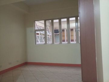 STUDIO UNIT IN TAFT, FRONTING LASALLE VERY AFFORDABLE, RFO