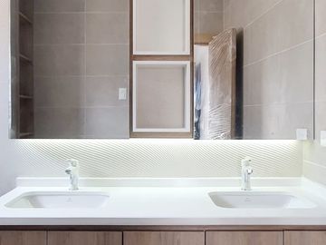 VENTA DE CASA DE ESTRENO EN PUNTA ESMERALDA-VIA A LA COSTA