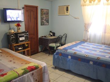 Se Vende Casa Cerca del Mar en Ballenita