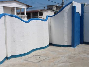 Se Vende Casa Cerca del Mar en Ballenita