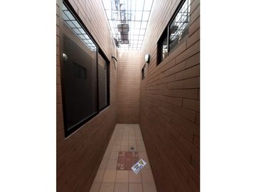 VENTA DE CASA EN LA CASTELLANA DE MONTERA