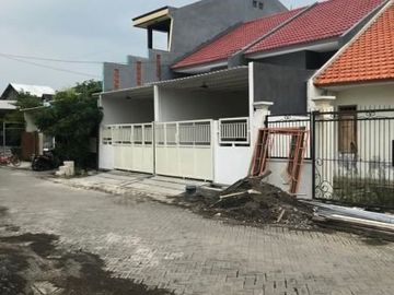 Dijual Rumah JL Putra Bangsa ,New Gress Dekat Penjaringan, Surabaya Timur
