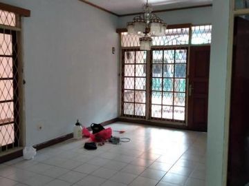 Rumah Strategis Arcamanik Dekat Antapani dan Cisaranten