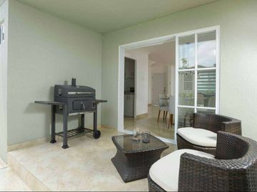 Tu casa moderna con crédito Biess en Casalaguna etapa Brisana a pocos min. Riocentro Dorado.
