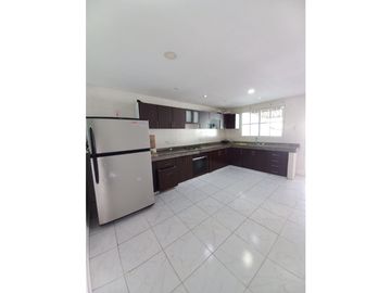 Comoda Casa en VENTA  Barrio centro de soledad