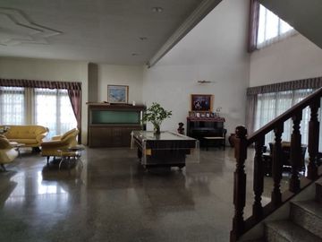 *Dijual Rumah Mewah SATELIT UTARA , Surabaya Barat*