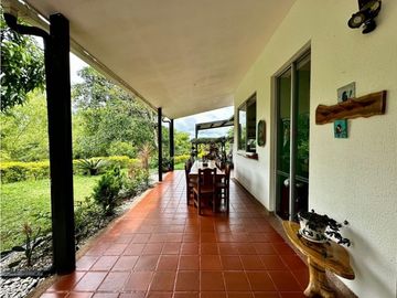 Casa campestre en venta vía Tebaida, Quindío