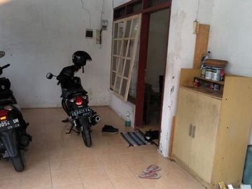 Dijual Rumah Babatan Indah A - 9 Wiyung Surabaya