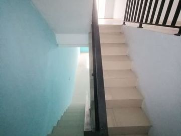 RENT Ruko Tata Surya Margahayu DKT Metro Jalan Soekarno Hatta Bandung
