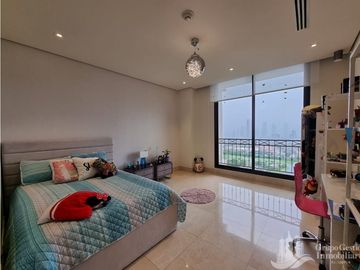 PENTHOUSE EN SANTA MARIA INTELIGENTE CON PISCINA 5/R  ASCENSOR  700MTS
