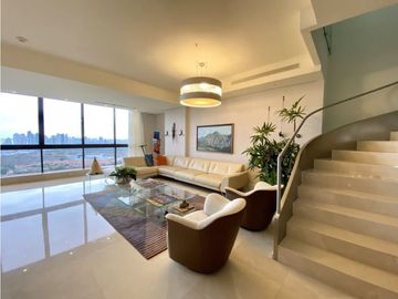 PENTHOUSE EN SANTA MARIA INTELIGENTE CON PISCINA 5/R  ASCENSOR  700MTS