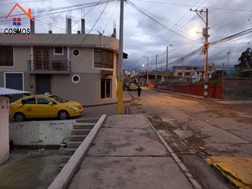 Venta de casa en Cotacachi, Quiroga, La Victoria