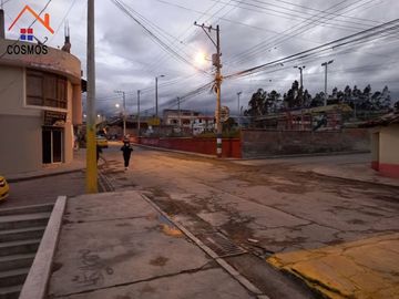Venta de casa en Cotacachi, Quiroga, La Victoria