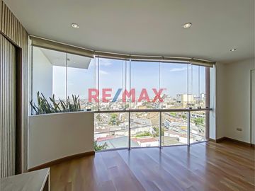 Vendo Hermoso Y Exclusivo Departamento En Casuarinas Sur!!! Con Cochera, Depósito, Cuarto Y Baño De Servicio.