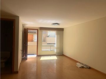 VENDO HERMOS CASA EN QUITO