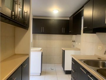 VENDO HERMOS CASA EN QUITO