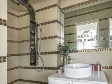 Pre-selling condo unit in Milan Residenze for Sale!