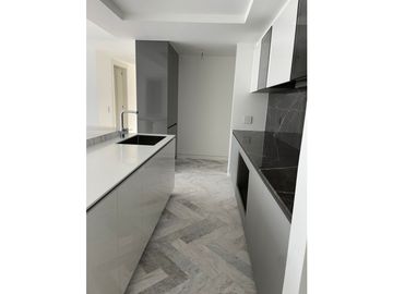 WANDERS & YOO MARBELLA APARTAMENTO VENTA