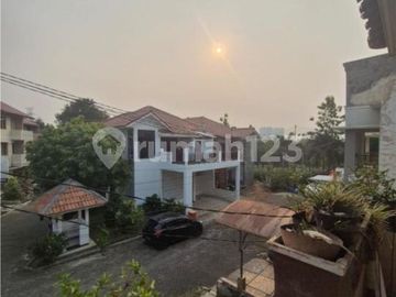 Rumah Dalam Cluster di Bukit Golf Pangkalan Jati