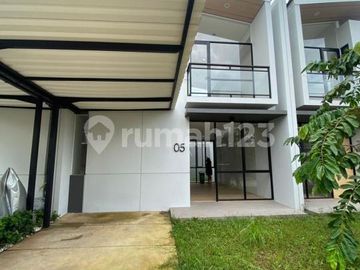 Disewakan Rumah 3 KT Cendana Breeze, Karawaci - Lokasi Strategis