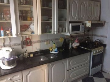SE VENDE EXCELENTE PH 4 AMB.CON COCHERA, TERRAZA, BALCON, 3 BAÑOS