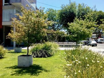 OPORTUNIDAD!!! VENTA COCHERAS HOLMBERG ON EN LA NUEVA Y RENOVADA URQUIZA JOVEN
