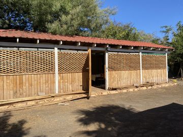1 Linda Casa, mas 1 cabaña, mas 1 quincho.