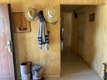 1 Linda Casa, mas 1 cabaña, mas 1 quincho.