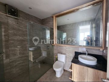 Rumah Mewah Ukuran 12x24m Dijual Bu Murah Lokasi Premium Citra Garden 6