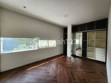 Rumah Mewah Ukuran 12x24m Dijual Bu Murah Lokasi Premium Citra Garden 6