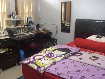 DIJUAL CEPAT !! Rumah Bagus di Perumahan Green Villa, Bisa Nego