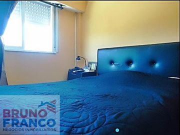 VENTA TRIPLEX 3 AMBIENTES EN OLIVOS OPORTUNIDAD