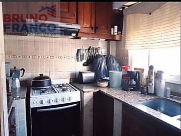 VENTA TRIPLEX 3 AMBIENTES EN OLIVOS OPORTUNIDAD