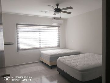 VENTA Y/O RENTA CASA EN JARDINES DE LA REJOYADA EN MERIDA, YUCATAN