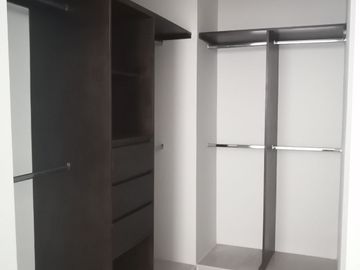 VENTA Y/O RENTA CASA EN JARDINES DE LA REJOYADA EN MERIDA, YUCATAN