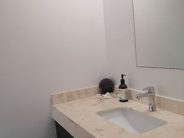 VENTA Y/O RENTA CASA EN JARDINES DE LA REJOYADA EN MERIDA, YUCATAN