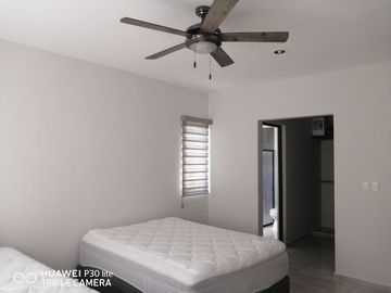 VENTA Y/O RENTA CASA EN JARDINES DE LA REJOYADA EN MERIDA, YUCATAN