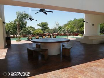 VENTA Y/O RENTA CASA EN JARDINES DE LA REJOYADA EN MERIDA, YUCATAN