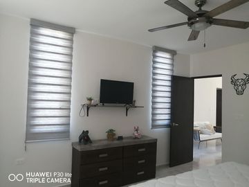 VENTA Y/O RENTA CASA EN JARDINES DE LA REJOYADA EN MERIDA, YUCATAN