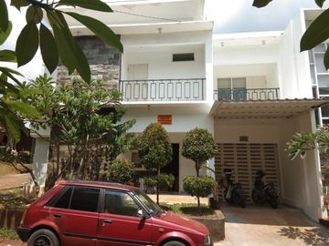 Dijual Rumah dan Kost2an 12 Kamar di Tembalang Kota Semarang
